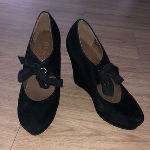Velvet black platform wedges